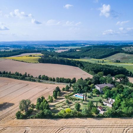 Parisot  Au Mas Des Calmettes B&B 외부 사진