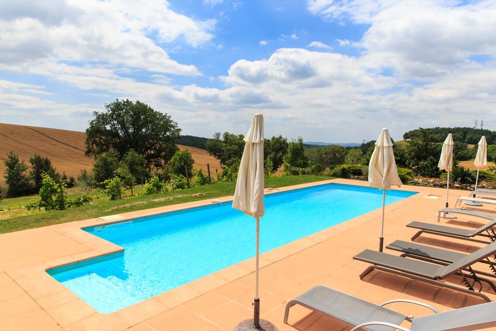 Parisot  Au Mas Des Calmettes B&B 외부 사진